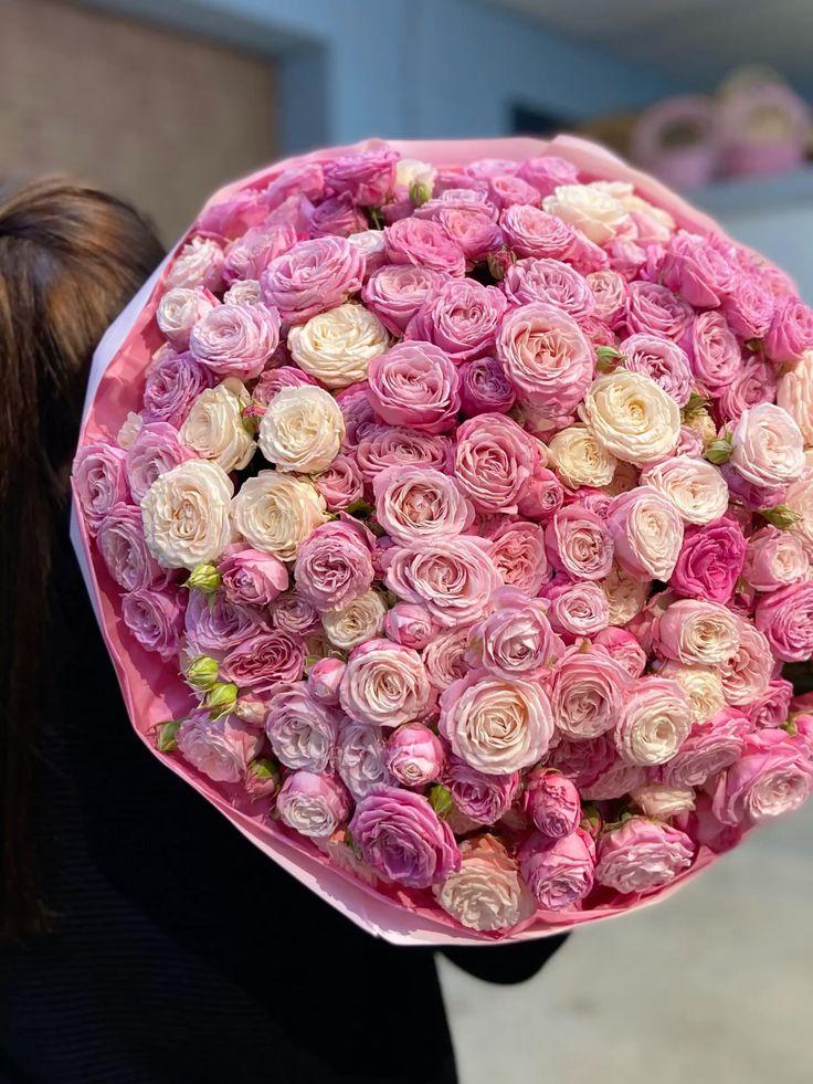 TideFieldFolio workshop space where corporate flower arrangements are designed and prepared for business delivery